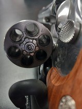 SMITH & WESSON 686 - 4 of 6