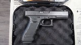 GLOCK 22 G22 GEN 4 (Night Sights) - 1 of 3