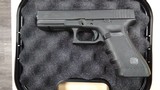 GLOCK 22 G22 GEN 4 .40 (Night Sights) POLICE TRADE IN - 2 of 3