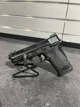 SMITH & WESSON M&P380 SHIELD EZ M2.0 BLACK PORTED BARREL - 1 of 2