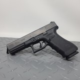 GLOCK 22 G22 GEN 4 .40 (Night Sights) POLICE TRADE IN - 1 of 5