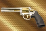 SMITH & WESSON 686 - 6 - 357 Magnum, High Polish & 24K Gold Plated - 5 of 6