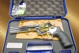 SMITH & WESSON 686 - 6 - 357 Magnum, High Polish & 24K Gold Plated - 6 of 6