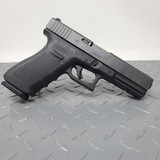 GLOCK 21 GEN 4 .45 (Night Sights) POLICE TRADE IN - 3 of 5