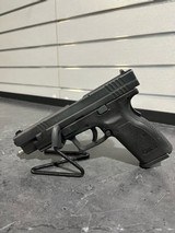 SPRINGFIELD ARMORY XD Tactical 40 - 1 of 3