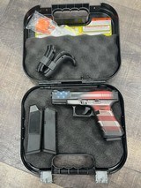 GLOCK 19 G19 Gen 4 (with night sights) - 1 of 3