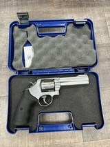 SMITH & WESSON 629 - 1 of 3