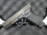 GLOCK 19 - 2 of 4