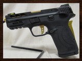 SMITH & WESSON M&P380 SHIELD EZ PERFORMANCE CENTER M2.0 GOLD - 2 of 4
