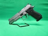 SIG SAUER P220 Elite - 3 of 7