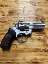 RUGER GP100 - 2 of 3