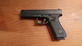 GLOCK 17 GEN 5 - 2 of 2