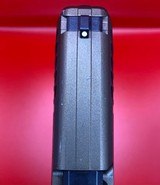 HECKLER & KOCH VP9 - 4 of 7