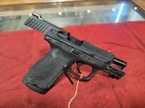 SMITH & WESSON M&P 2.0 - 2 of 3