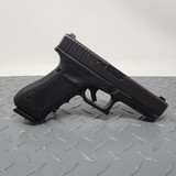 GLOCK 22 G22 GEN 4 .40 (Night Sights) POLICE TRADE IN - 3 of 4