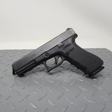 GLOCK 22 G22 GEN 4 .40 (Night Sights) POLICE TRADE IN - 1 of 4