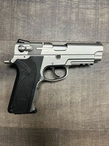 SMITH & WESSON 4006 TSW - 2 of 3