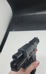 HK vp9 - 4 of 5