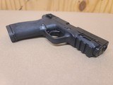 SMITH & WESSON M&P 380 ShieldEZ M2.0 w/ Thumb Safety - 4 of 7