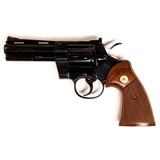 COLT PYTHON .357 - 2 of 5