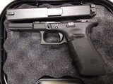GLOCK 22 G22 GEN 4 .40 (Night Sights) POLICE TRADE IN - 3 of 3