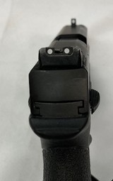 SMITH & WESSON M&P22 COMPACT - 5 of 7