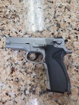 SMITH & WESSON 4006 - 4 of 7