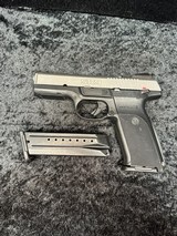 RUGER SR9 - 1 of 3