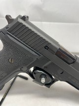 SIG SAUER P226 STAINLESS - 4 of 6
