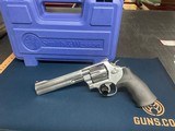 SMITH & WESSON 629 CLASSIC - 1 of 7