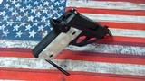 SPRINGFIELD ARMORY 911 Black/Pearl - 4 of 6