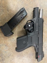RUGER SR40C - 2 of 8