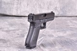 GLOCK 17 G17 gen 5 17 Round - 4 of 5