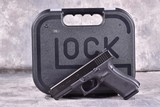 GLOCK 17 G17 gen 5 17 Round - 1 of 5