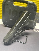 GLOCK 19gen5 - 4 of 7