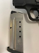 SMITH & WESSON M&P 40 SHIELD - 5 of 7