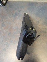 HECKLER & KOCH VP9SK - 3 of 3