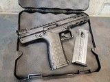 KEL-TEC CP33 - 2 of 3