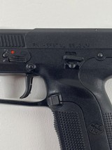 FN Five-SeveN - 4 of 6