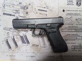 GLOCK 22 G22 GEN 4 .40 (Night Sights) POLICE TRADE IN - 2 of 3