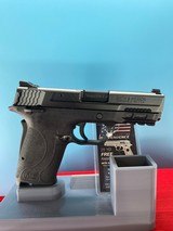 SMITH & WESSON M&P9 SHIELD EZ M2.0 - 2 of 5