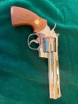 COLT 1981 PYTHON LNIB BOX & PAPERS - 3 of 7
