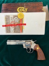 COLT 1981 PYTHON LNIB BOX & PAPERS - 1 of 7