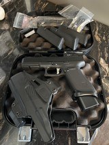 GLOCK G17 GEN5 FS - 1 of 7