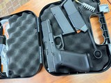 GLOCK 17 GEN 5 - 2 of 5
