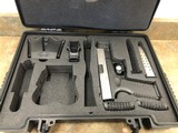 SPRINGFIELD ARMORY (MFG. BY SPRINGFIELD INC.) Xdm-40 - 1 of 7