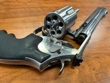 SMITH & WESSON 647 - 2 of 7