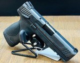 SMITH & WESSON M&P 45 STAINLESS - 2 of 6