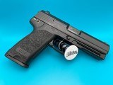 HECKLER & KOCH USP-45 V1 - 3 of 5
