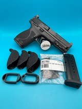 SMITH & WESSON M&P 9 M2.0 COMPACT OR TS - 1 of 4